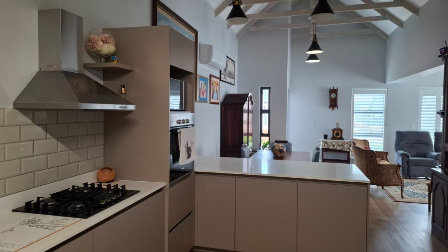 2 Bedroom Property for Sale in Hartland Lifestyle Estate Western Cape